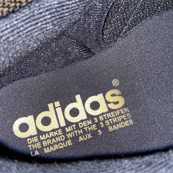 Adidas  Samba Classic Indoor
Soccer Shoe NWOT size Men’s  8.5 Women’s 9.5 - Picture 11 of 16